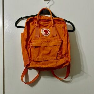 Kånken Orange Classic Backpack - Men